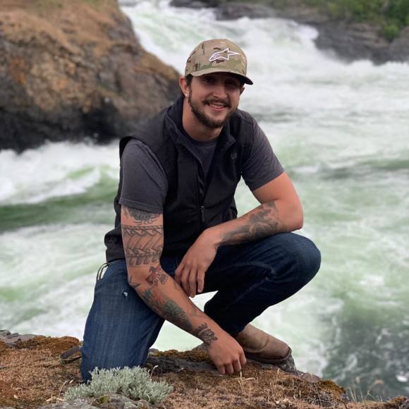 Meet your Posher, Kyle - Picture 1 of 1